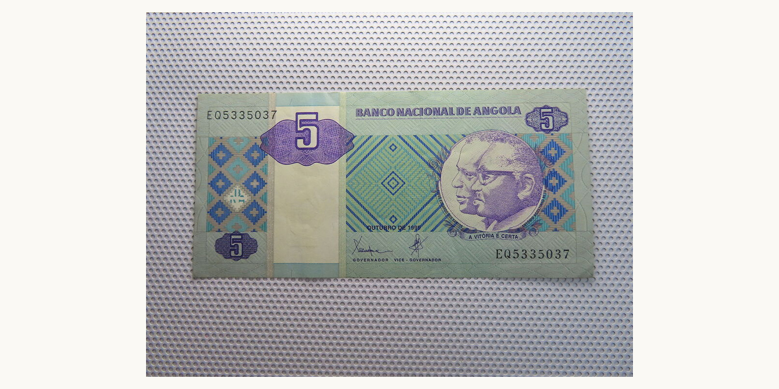 5 kwanzas Ангола 1999 — Оборотная сторона