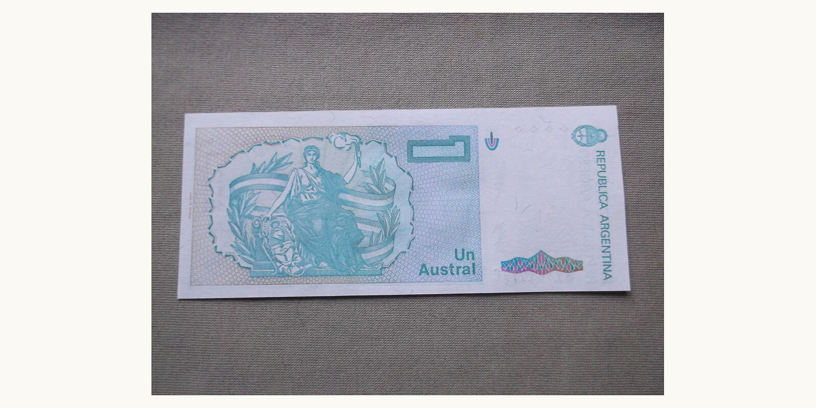 1 austral Argentina 1988 — Back side