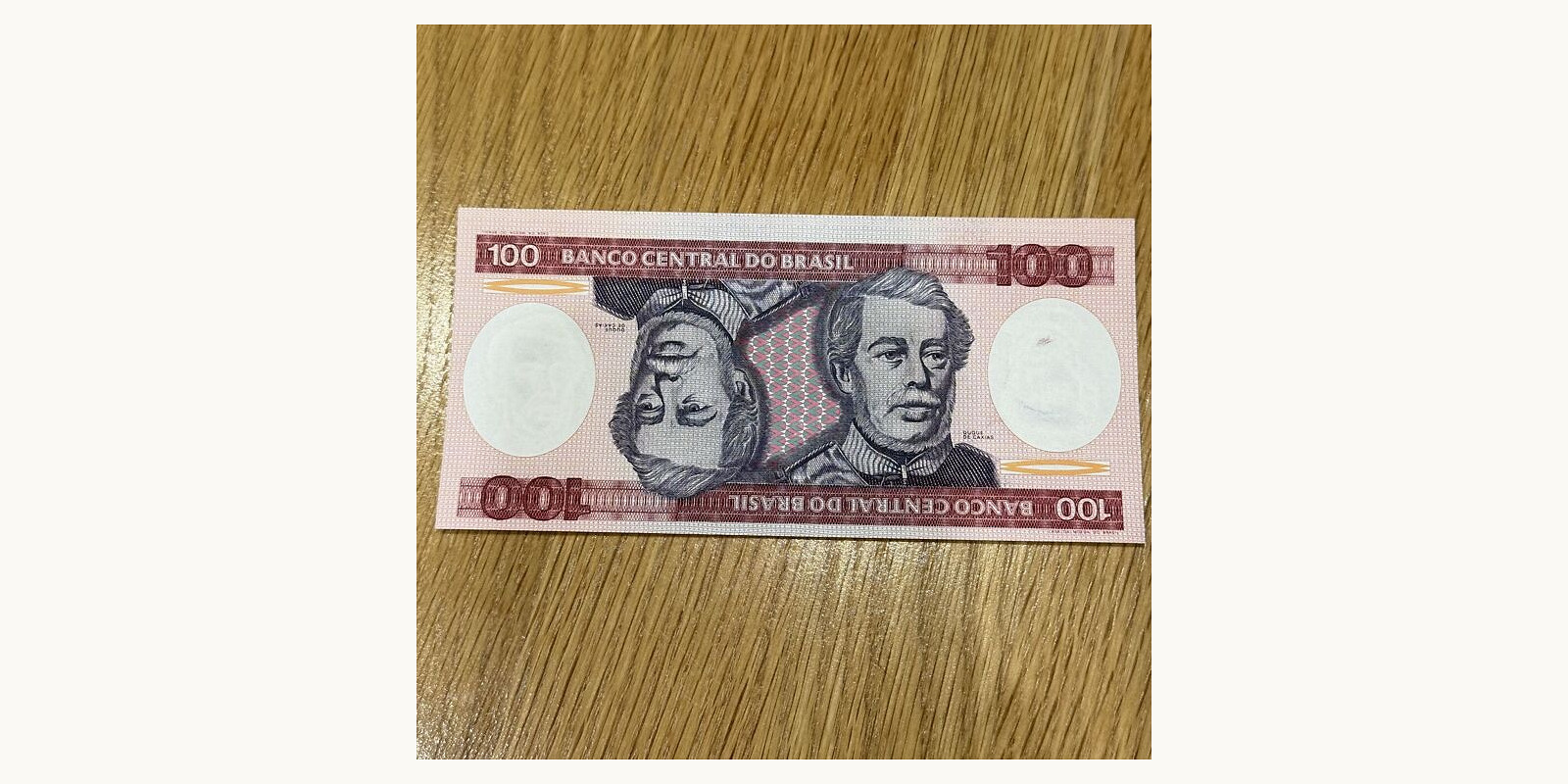 100 cruzeiros Brazil 1981 — Front side