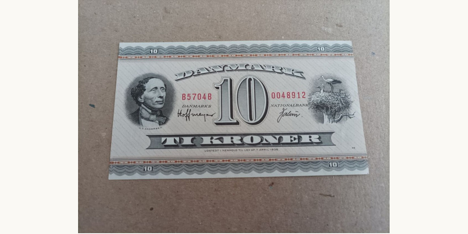 10 kroner Дания 1936 — Лицевая сторона