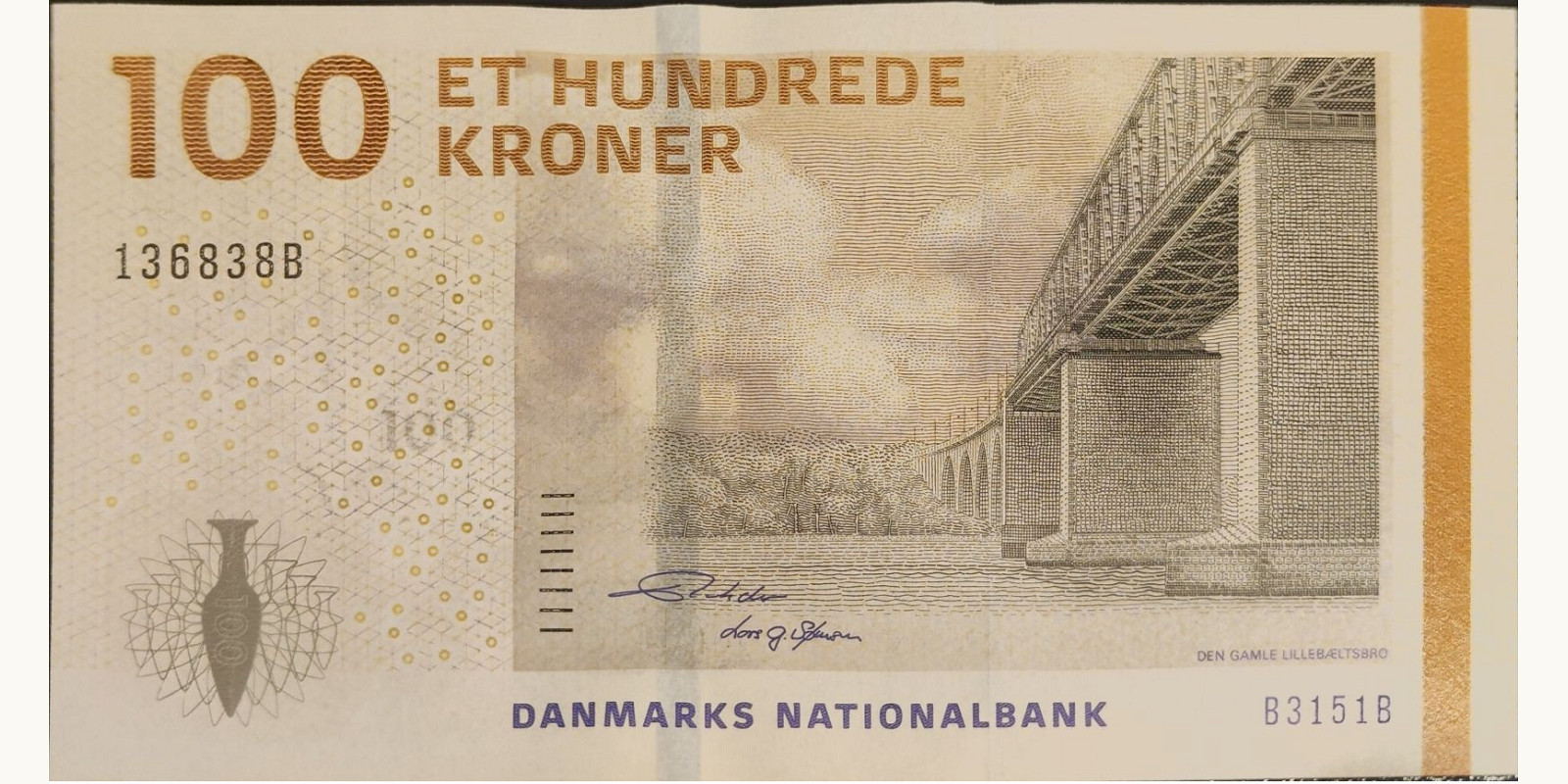 100 kroner 2014
