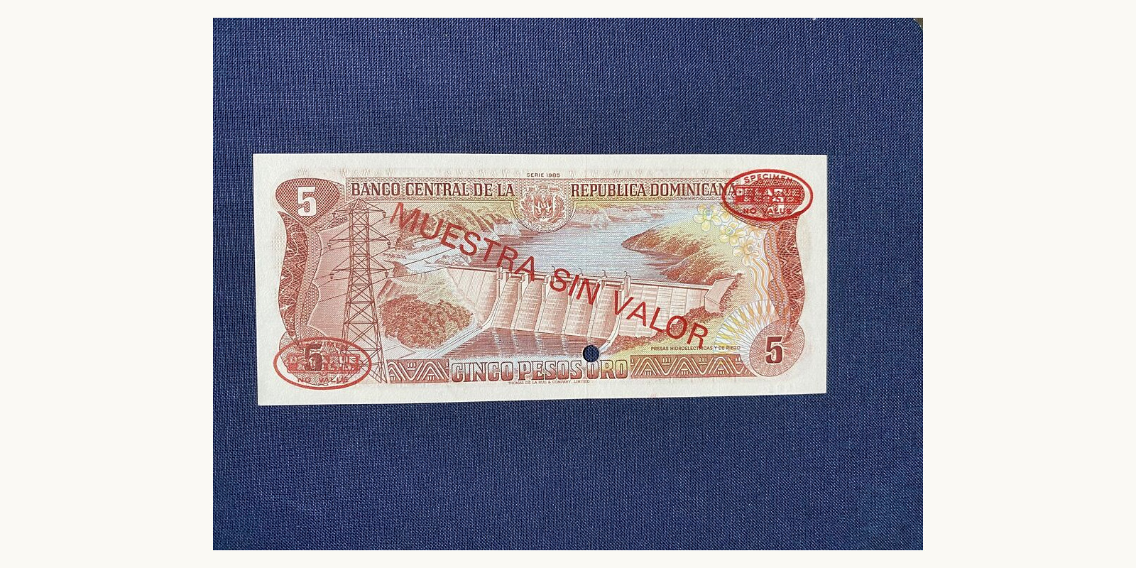 5 pesos Dominica 1985 — Back side