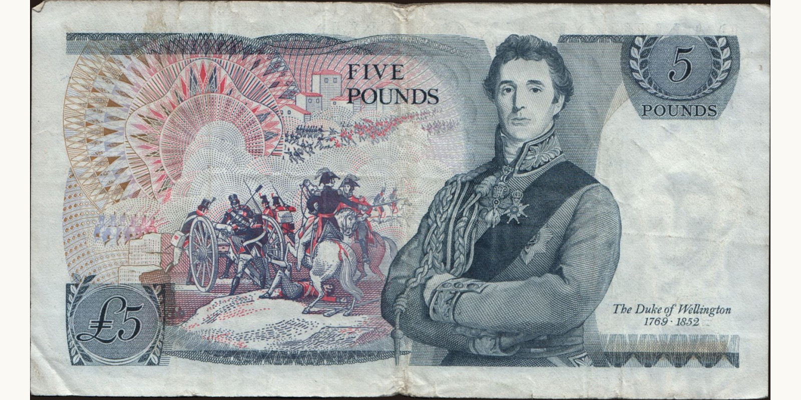 5 pounds Великобритания 1971 — Оборотная сторона