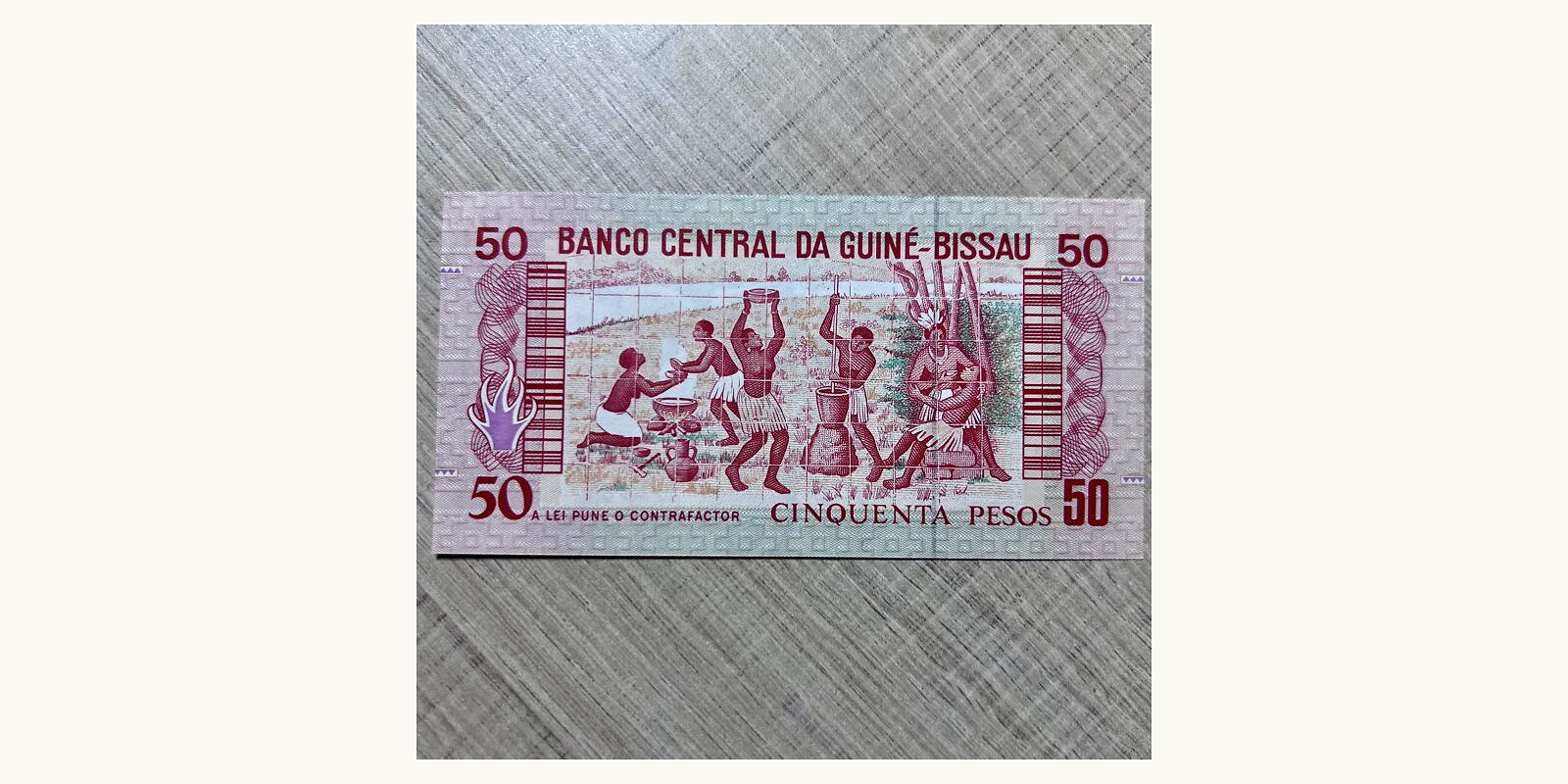 50 pesos Guinea 1990 — Back side