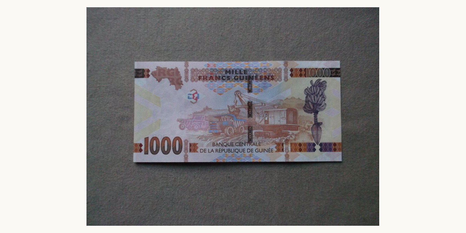 1000 franc Guinea 2018 — Back side