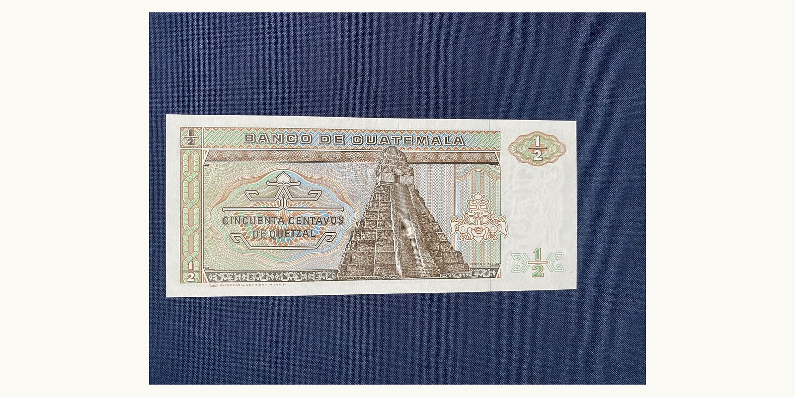 0.5 Quetzal Гватемала 1985 — Оборотная сторона