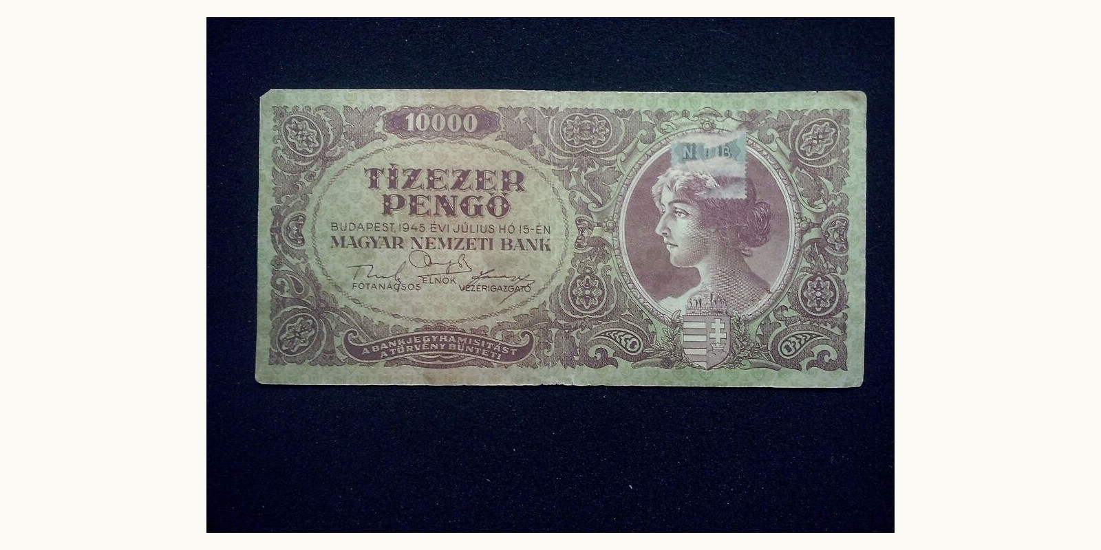 10000 pengo Венгрия 1945 — Лицевая сторона