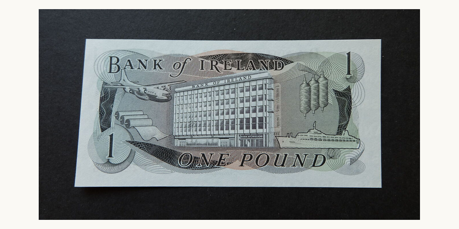 1 pound Ирландия 1977 — Оборотная сторона