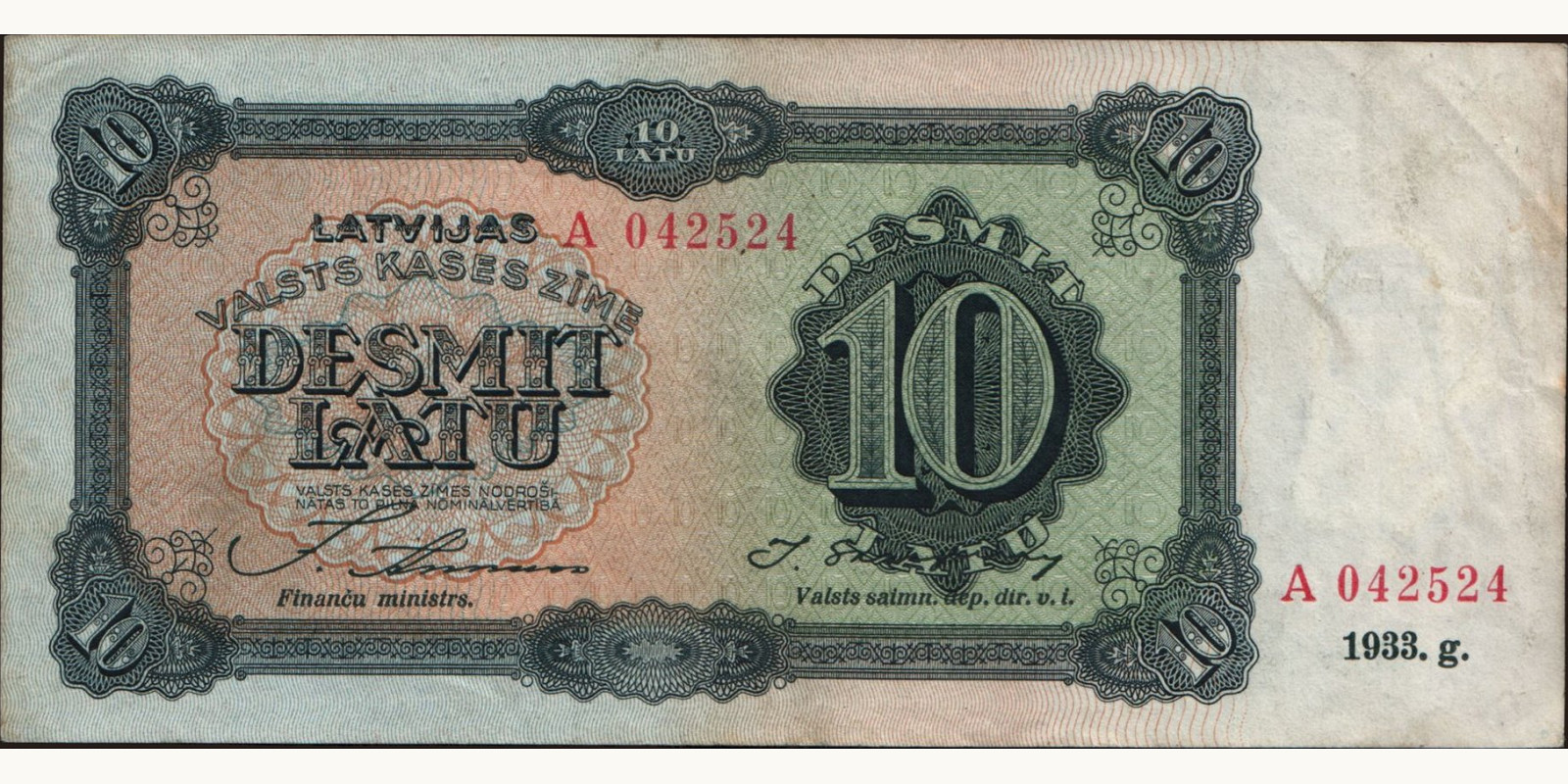 10 latu 1933