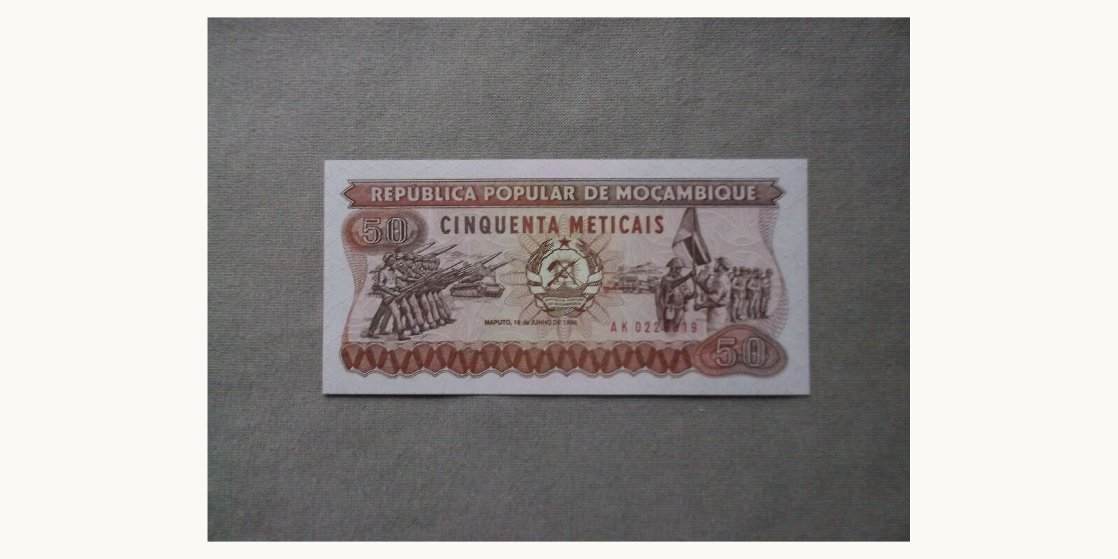 50 meticais Мозамбик 1986 — Лицевая сторона