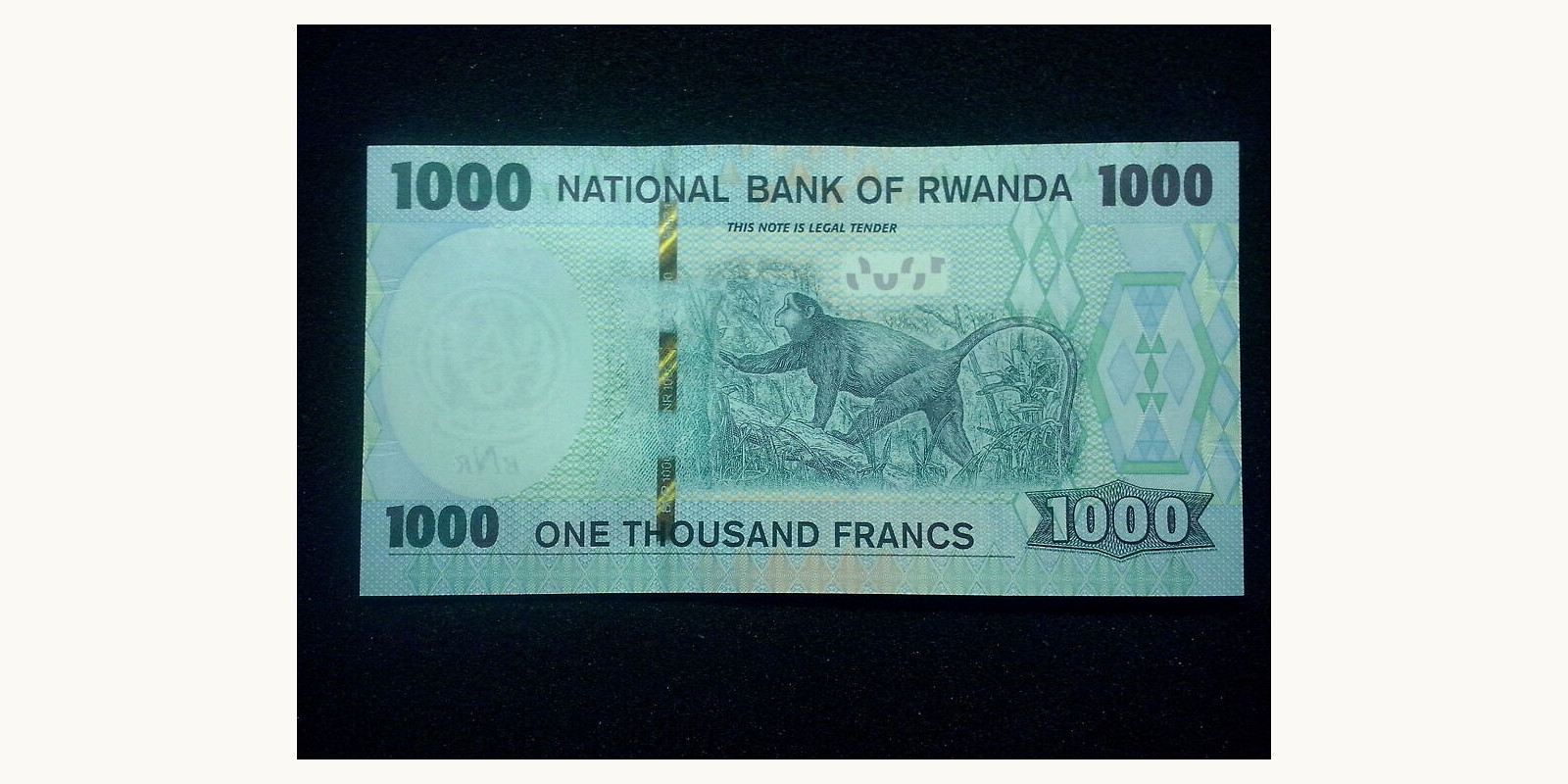 1000 franc Руанда 2019 — Оборотная сторона