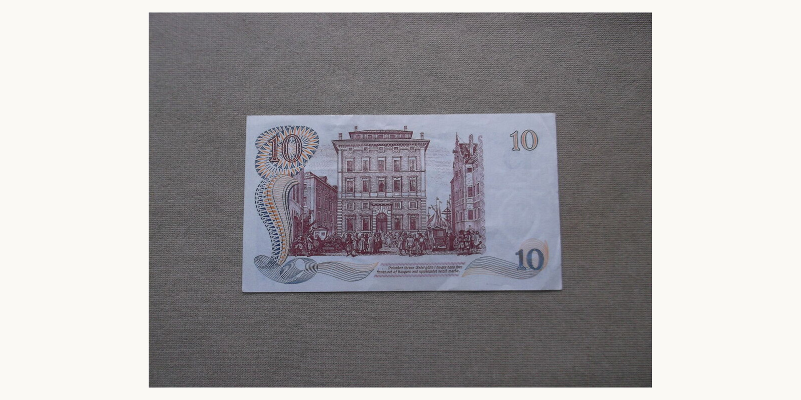 10 kroon Швеция 1968 — Оборотная сторона