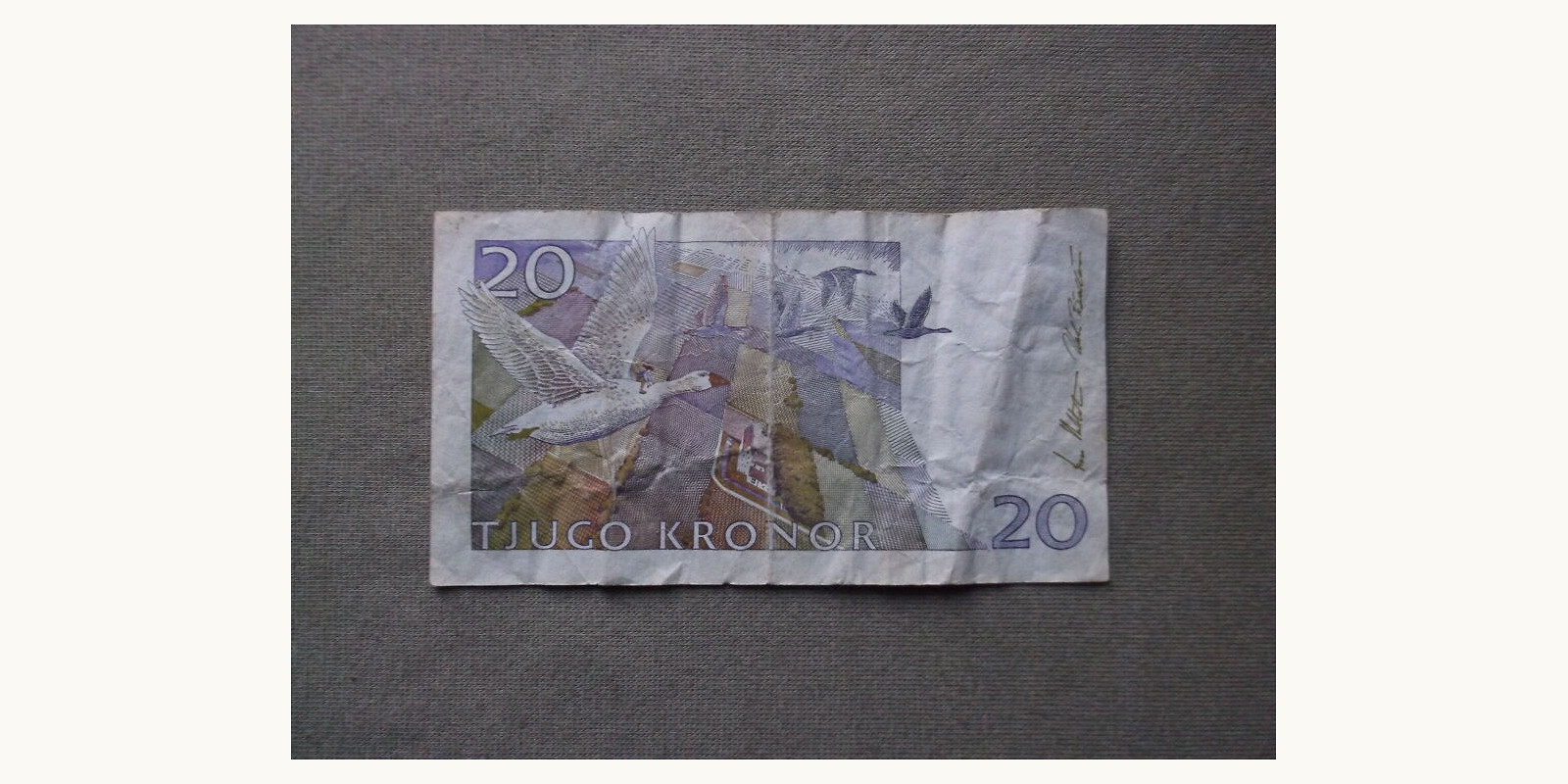 20 krona Швеция 2001 — Оборотная сторона