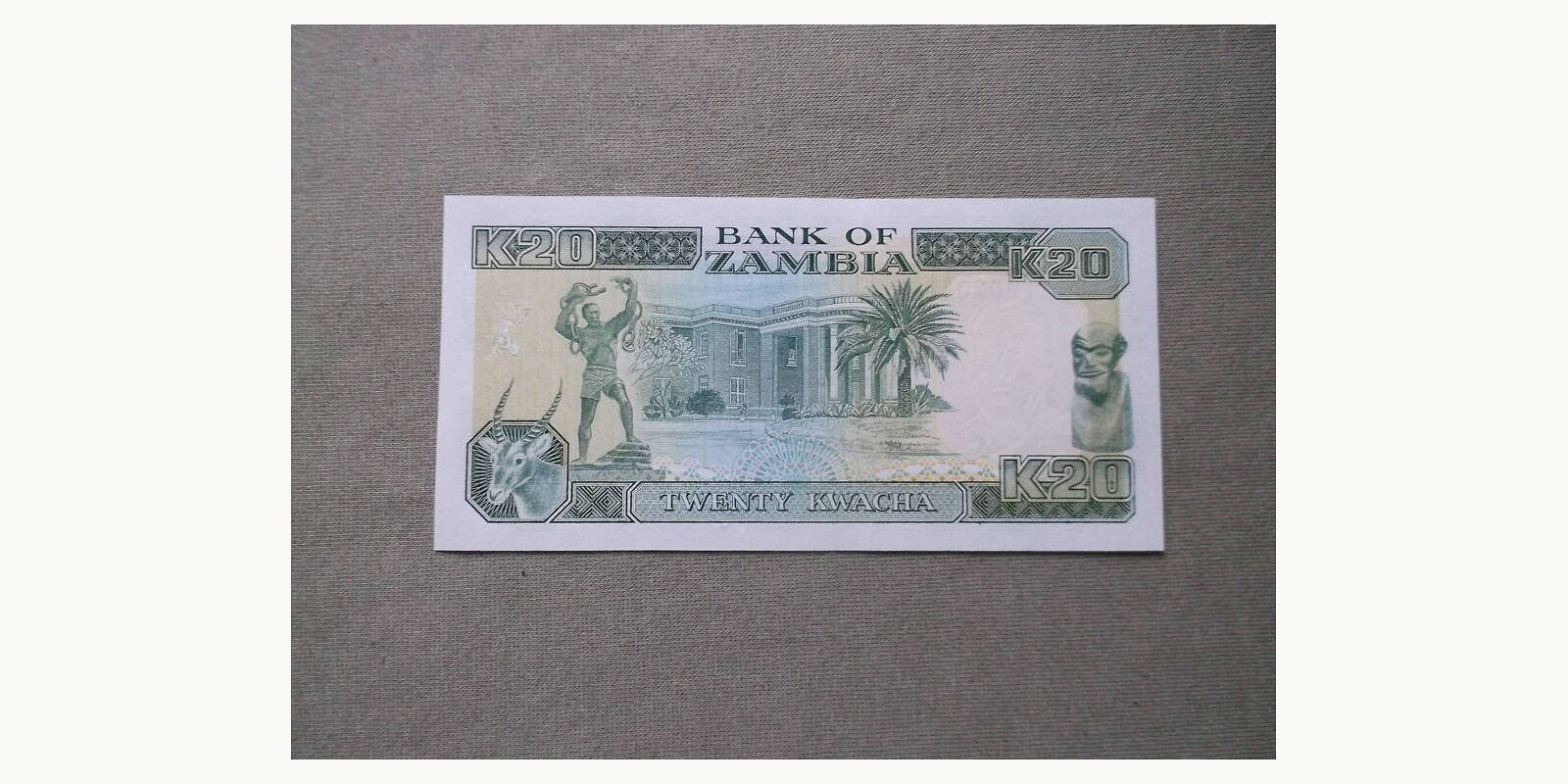 20 kwacha Замбия 1990 — Оборотная сторона